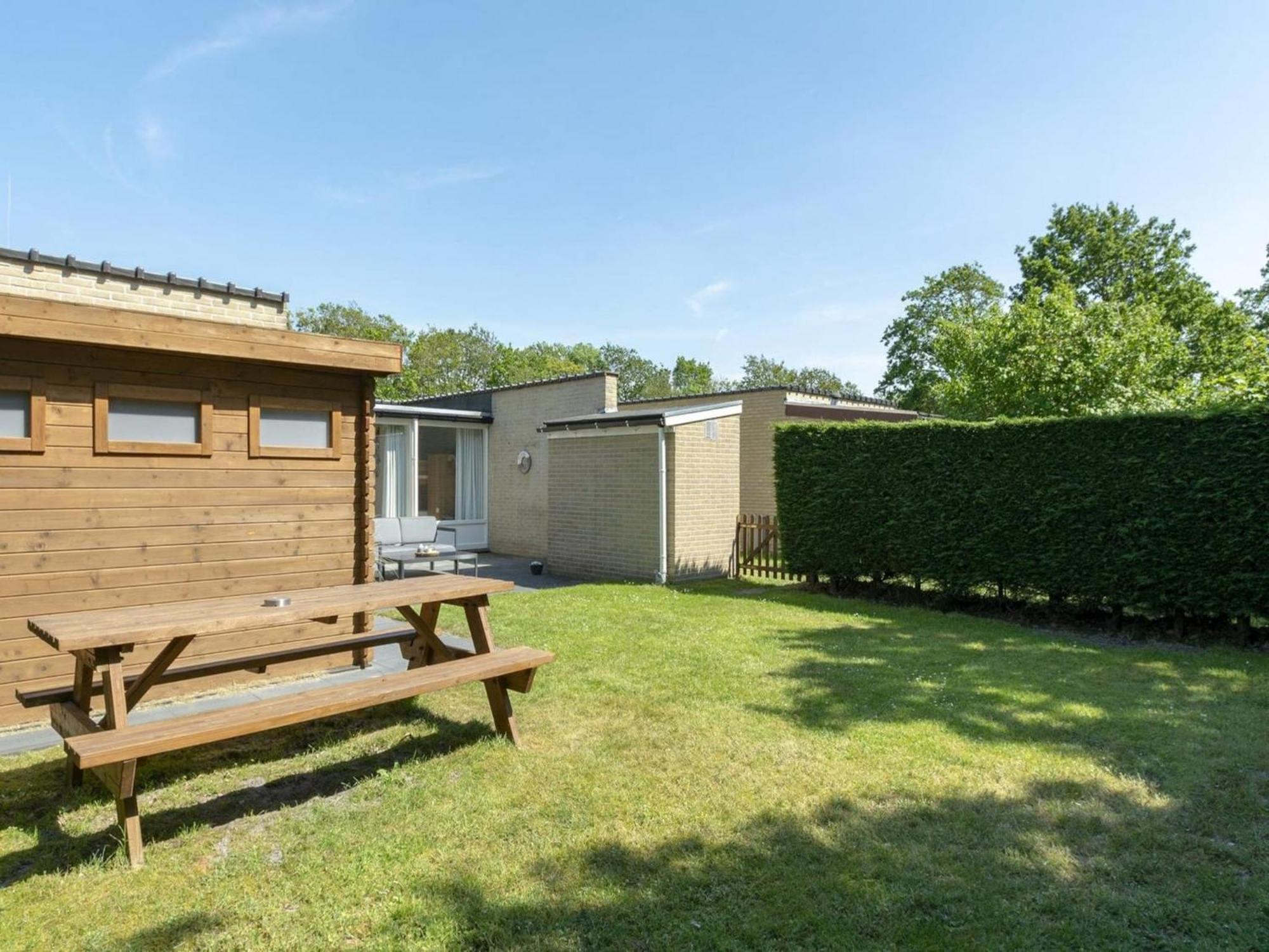 Contemporary Bungalow With Garden Sint Maartensvlotbrug Kültér fotó