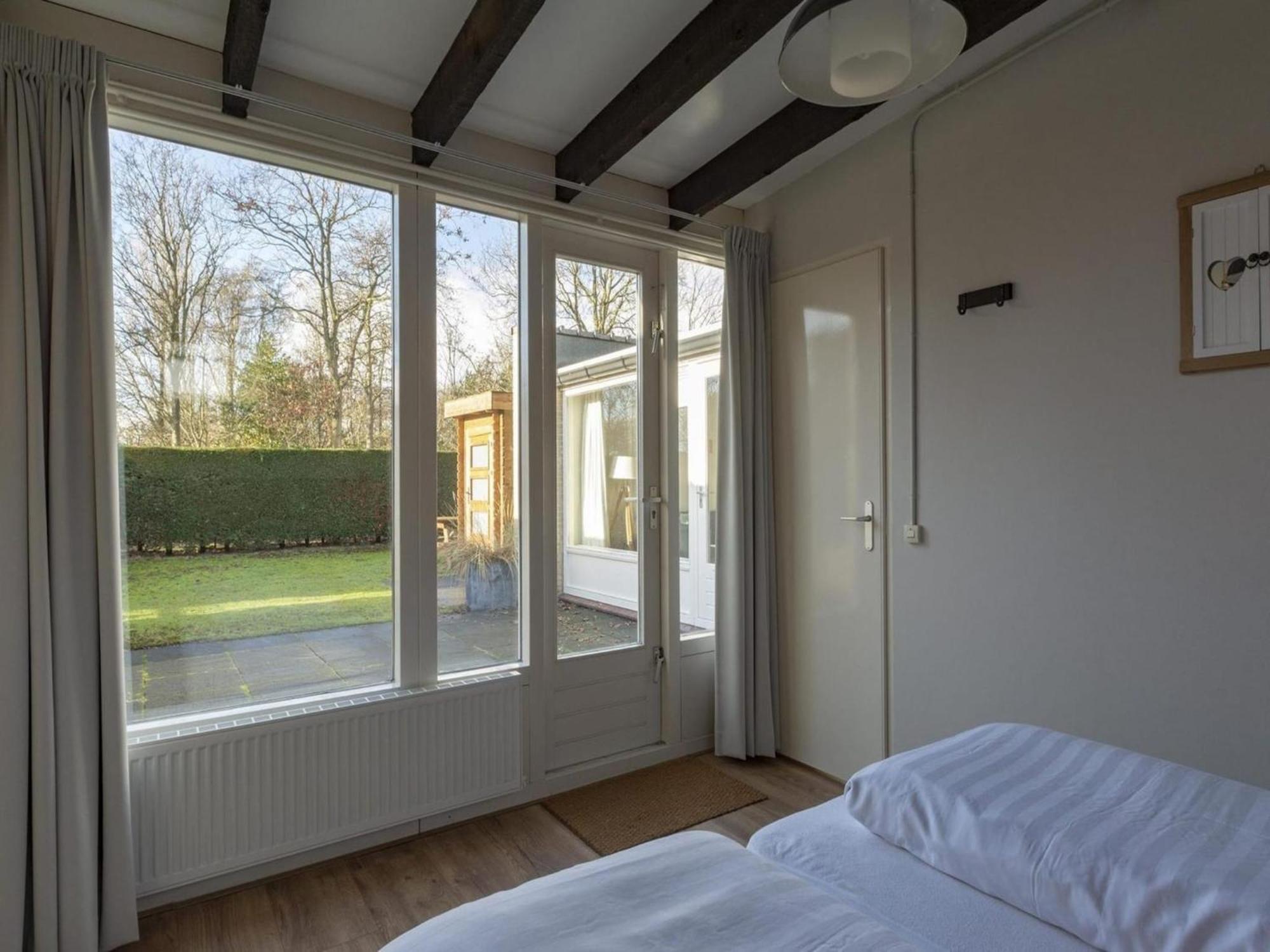 Contemporary Bungalow With Garden Sint Maartensvlotbrug Kültér fotó