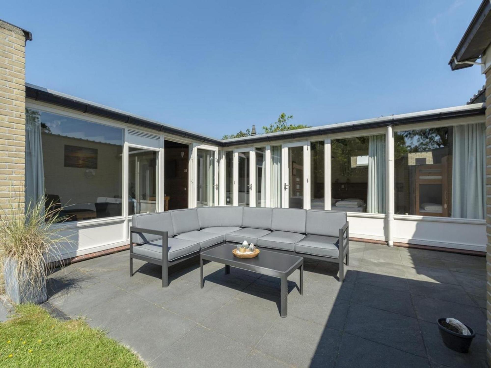 Contemporary Bungalow With Garden Sint Maartensvlotbrug Kültér fotó